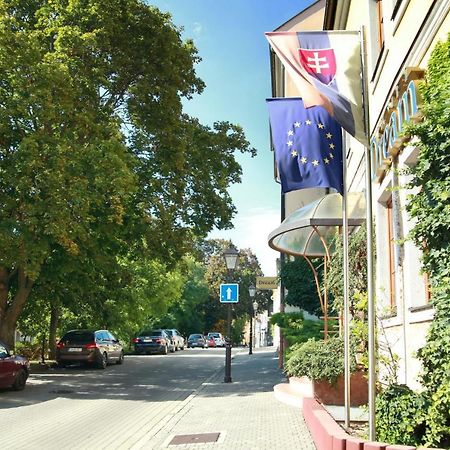 Hotel Dream Trnava Eksteriør bilde