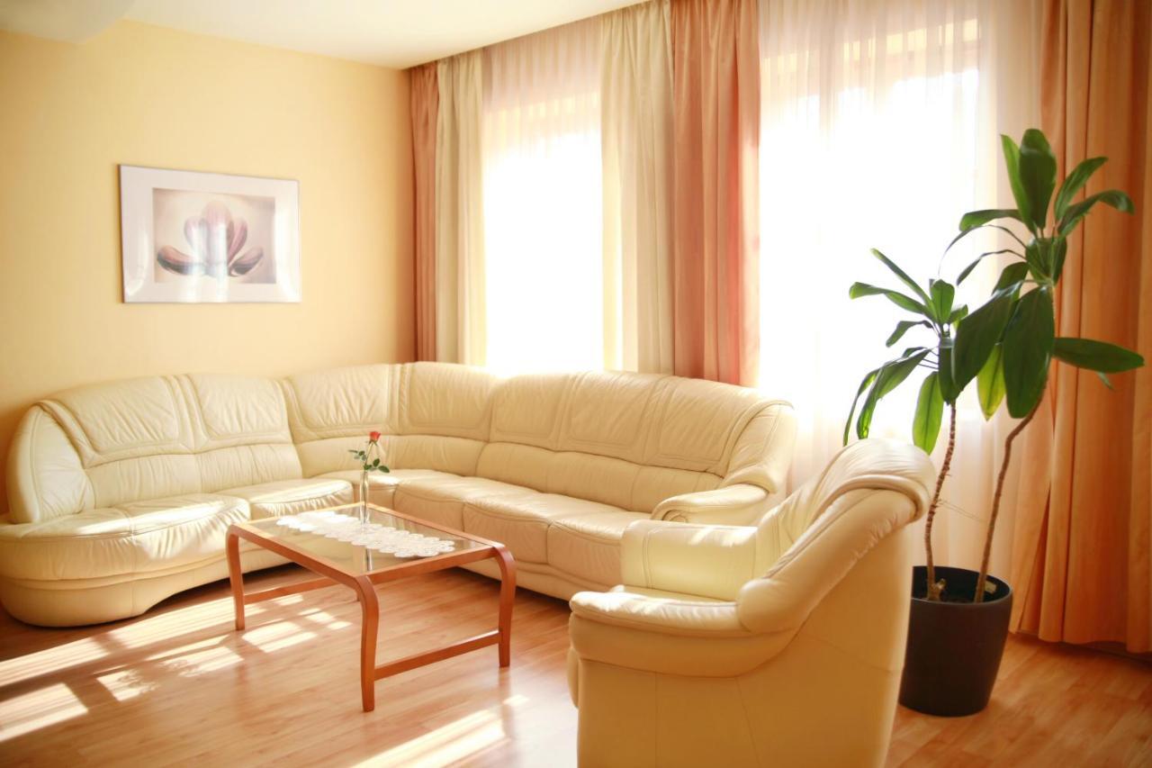 Hotel Dream Trnava Eksteriør bilde