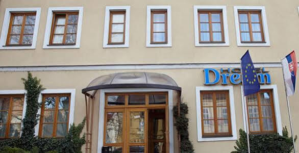 Hotel Dream Trnava Eksteriør bilde